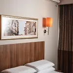 فندق Ambasador 4*