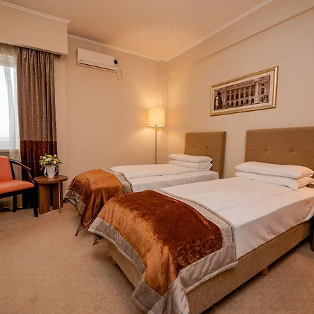 Hotell Ambasador 4*