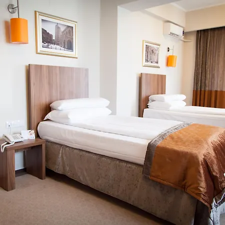 Hotel Ambasador