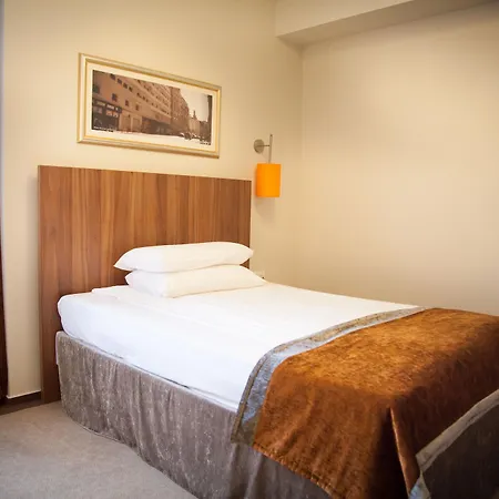 Ambasador Hotel