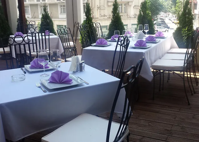 Ambasador Hotel Boekarest